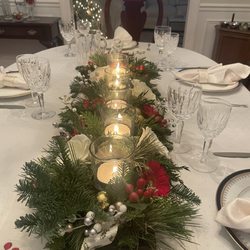 Swanson's Ashland Addison Florist - Holiday floral arrangement