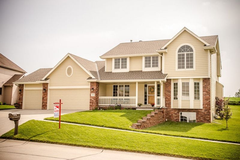 JIM HUGHES REAL ESTATE Updated October 2024 410 S Locust St