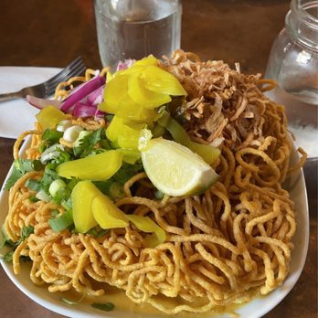 Curry&CoCo Thai Eatery - Crispy noodles with curry. Forgot the real name. - Thai Near Me - Astoria, Oregon
