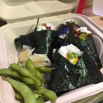 Oori Triangles - Togo box of 4 rice triangles - Japanese Near Me - Albany, California