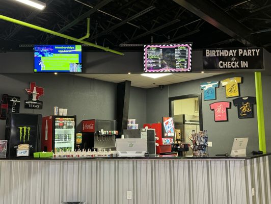 Ground Control Trampoline Park San Antonio by null