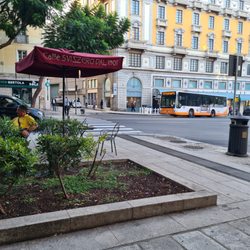 Caffè Svizzero - Outside seating