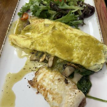 Madres Brunch - Omelette was great - Breakfast & Brunch Near Me - Whittier, California