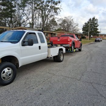 Rod's Roadside Service - Towing a 07 Ford f150 - Roadside Assistance Near Me - Opelika, Alabama