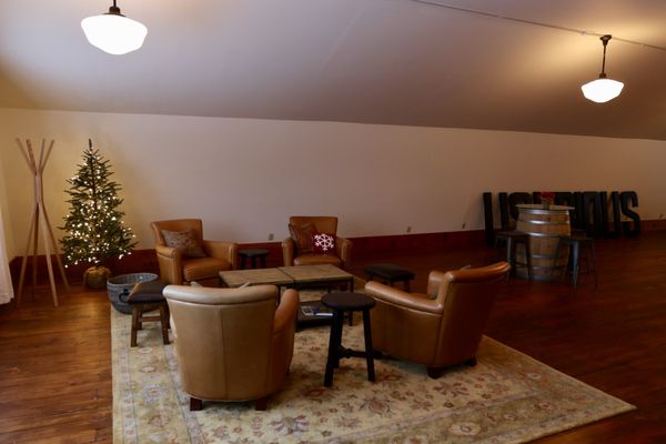 Usurious Wines by null