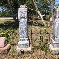 Charles F. Austin Cemetery - McAngus graves (first section)