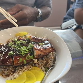 Scarlet Bowls - Unagi Don - Chinese Near Me - New Brunswick, New Jersey Scarlet Bowls - Unagi Don - Chinese Near Me - New Brunswick, New Jersey