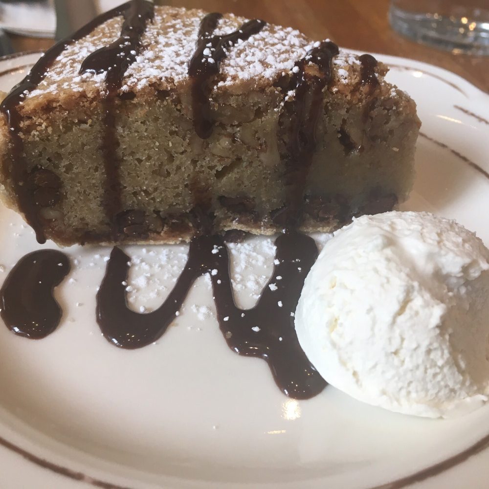 Wishbone - Chocolate Pecan pie - Breakfast & Brunch Near Me - Chicago, Illinois Wishbone - Chocolate Pecan pie - Breakfast & Brunch Near Me - Chicago, Illinois