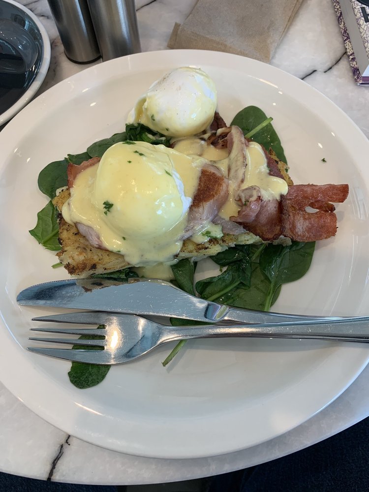 HOLY EGG 58 Scarborough St, Southport Queensland, Australia Cafes