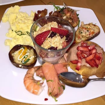 Pinstripes - Brunch buffet! - Bowling Near Me - Oak Brook, Illinois