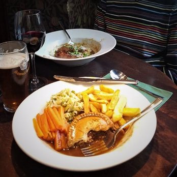 The Chandos - Grub and glug - perfect after a day of museuming - Pubs Near Me - London, XGL The Chandos - Grub and glug - perfect after a day of museuming - Pubs Near Me - London, XGL