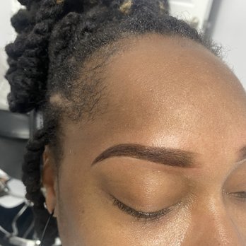 Lucy's nail spa - Eyebrow tinting by meme - Nail Technicians Near Me - Eastpointe, Michigan