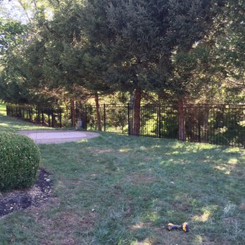 Valley Fence Company - Fences & Gates Near Me - Wheeling, West Virginia Valley Fence Company - Fences & Gates Near Me - Wheeling, West Virginia