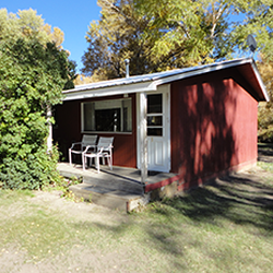 Mogote Meadow Cabins and RV Park