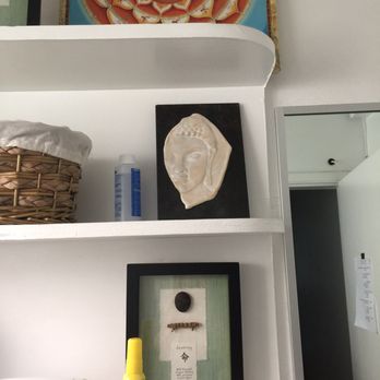 Sangha Hot Yoga - Bathroom - Yoga Near Me - Pacifica, California
