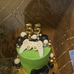 Caramelitos Bakery & Cakes - Birthday cake