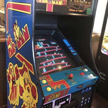 Del's Pizza - Classic arcade games! - Pizza Near Me - Fair Oaks, California Del's Pizza - Classic arcade games! - Pizza Near Me - Fair Oaks, California