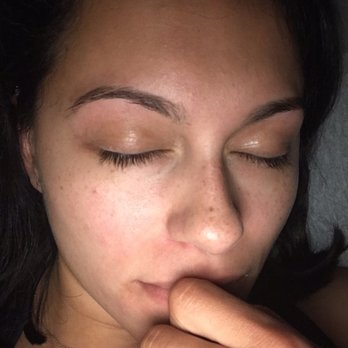 Illinois Nails - And to end up with this??? Yeah very disappointing. Especially when I wanted to keep the thickness of my brows - Nail Salons Near Me - Round Lake Beach, Illinois
