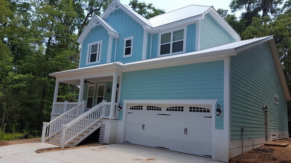 Slide of Extreme Seamless Gutters