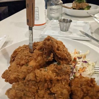 Hungry Crowd - Fried chicken with hungry - New American Near Me - Los Angeles, California Hungry Crowd - Fried chicken with hungry - New American Near Me - Los Angeles, California