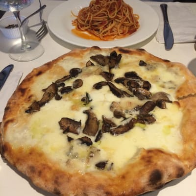 Gina La Fornarina by null