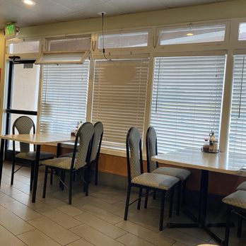 Jade Fountain Cafe - Inside - Chinese Near Me - Sacramento, California Jade Fountain Cafe - Inside - Chinese Near Me - Sacramento, California