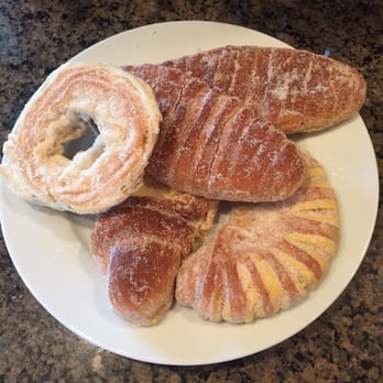 Chino Bakery Panaderia - Only a few sugar breads left. Some flaky and some soft but all delicious! - Bakeries Near Me - Chino, California Chino Bakery Panaderia - Only a few sugar breads left. Some flaky and some soft but all delicious! - Bakeries Near Me - Chino, California