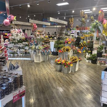 Mariano's - Grocery Near Me - Shorewood, Illinois Mariano's - Grocery Near Me - Shorewood, Illinois