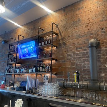 Burgaw Brewing - Bar - Brewpubs Near Me - Burgaw, North Carolina