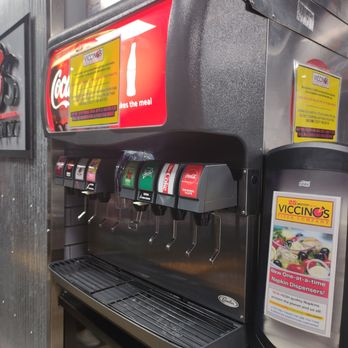 Viccino's Pizza Company - Pizza Near Me - Glenview, Illinois