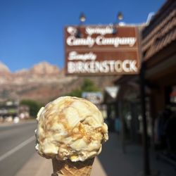Springdale Candy Company - Pralines 'n cream summer yumminess.