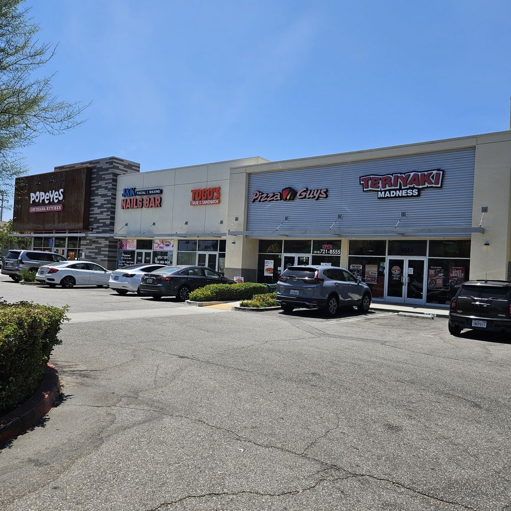 Gateway at Lassen - Pizza Guys, Togo, Popeyes and Teriyaki Madness - Shopping Centers Near Me - Los Angeles, California Gateway at Lassen - Pizza Guys, Togo, Popeyes and Teriyaki Madness - Shopping Centers Near Me - Los Angeles, California