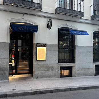 Roostiq - Pizza Near Me - Madrid, M Roostiq - Pizza Near Me - Madrid, M