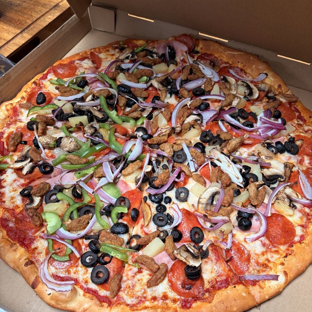 Allyn Pizza - Pizza Near Me - Allyn, Washington Allyn Pizza - Pizza Near Me - Allyn, Washington