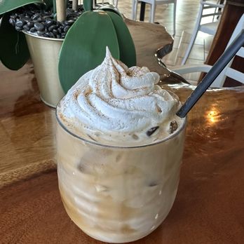 Pausa Café - Caramel iced latte - Coffee & Tea Near Me - Aguada, Puerto Rico
