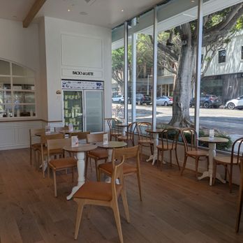 Bacio di Latte - Inside - Gelato Near Me - Santa Monica, California Bacio di Latte - Inside - Gelato Near Me - Santa Monica, California