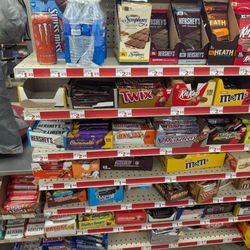 Family Dollar - Cannnnndyyyyyy