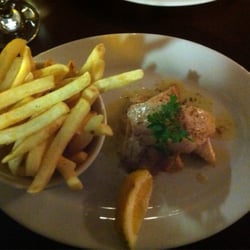 Ship And Anchor - Fresh fish of the day- snapper with chips