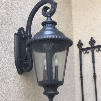 Rodriguez Finest Painting - The exterior fixtures look brand new! - Painters Near Me - Escondido, California Rodriguez Finest Painting - The exterior fixtures look brand new! - Painters Near Me - Escondido, California