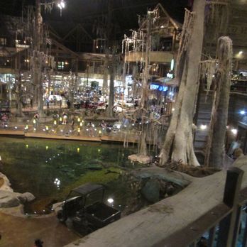 Bass Pro Shop - Guns & Ammo Near Me - Memphis, Tennessee