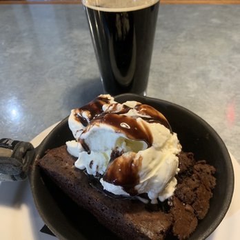 Climate City Brewing Company - Chocolate brownie sundae - Pizza Near Me - Grants Pass, Oregon