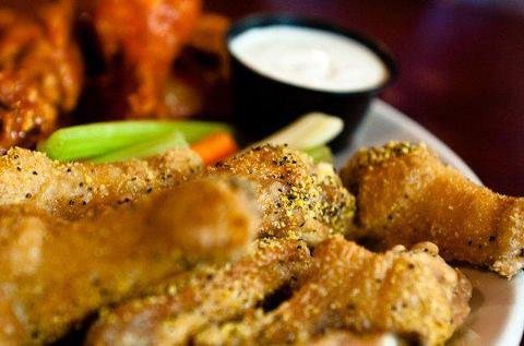 Buffalo Wild Wings by null