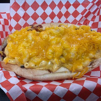 Smokin' Sammich - Return of the mac sandwich - Smokehouse Near Me - Las Vegas, Nevada Smokin' Sammich - Return of the mac sandwich - Smokehouse Near Me - Las Vegas, Nevada