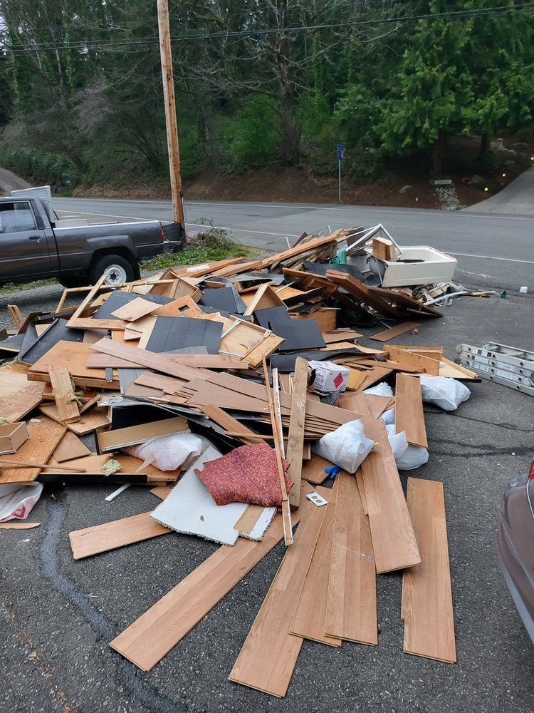 RAINIER DUMPSTER RENTAL Updated September 2024 Puyallup, Washington