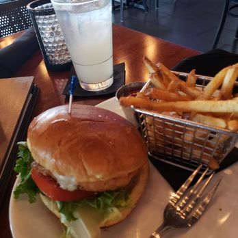 The Hangry Bison - Salmon burger - New American Near Me - Winter Park, Florida