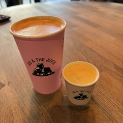 Joe & the Juice - Latte and turmeric shot