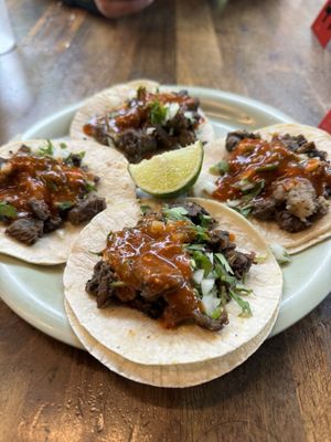 Tacos Chukis by null
