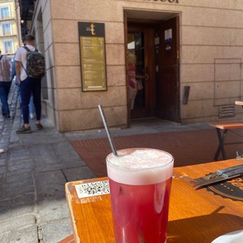 El Trébol - Tinto de Verano (summer wine) - Tapas/Small Plates Near Me - Toledo, TO