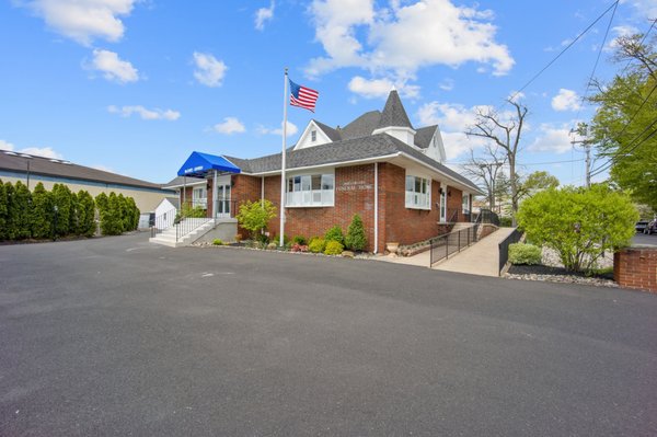 MCGHEE-GIVNISH FUNERAL HOME - Updated June 2026 - 43 Photos - 690