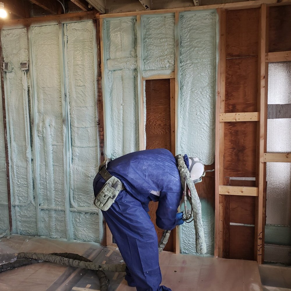 Lighthouse Insulation Services - Patrick doing his thing. What a difference! - Insulation Installation Near Me - Bensenville, Illinois Lighthouse Insulation Services - Patrick doing his thing. What a difference! - Insulation Installation Near Me - Bensenville, Illinois